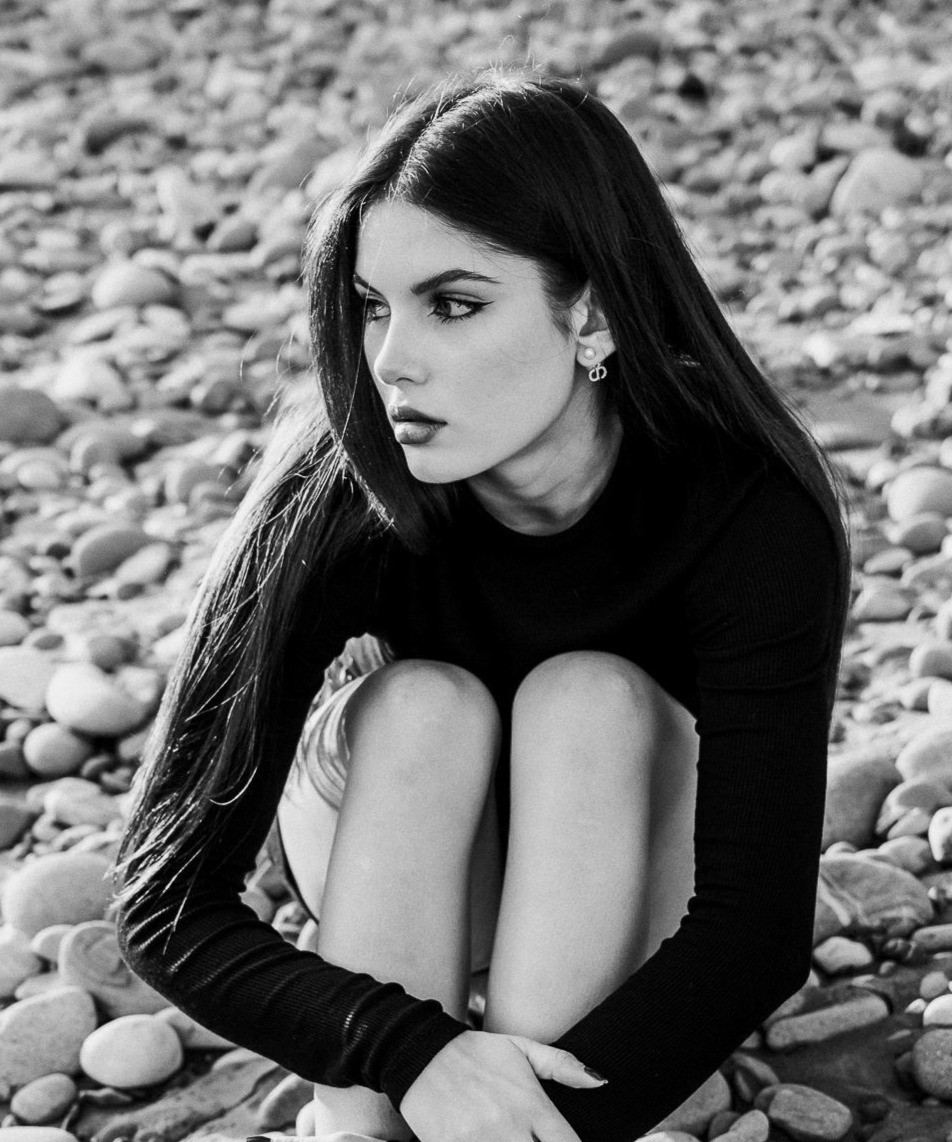 Julia T.