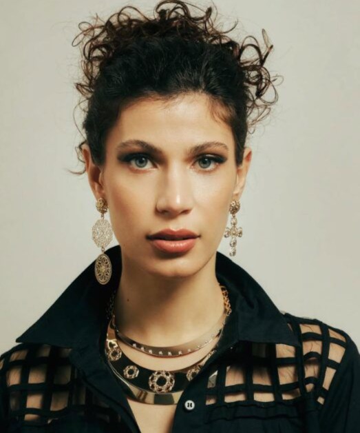 Elisa C.